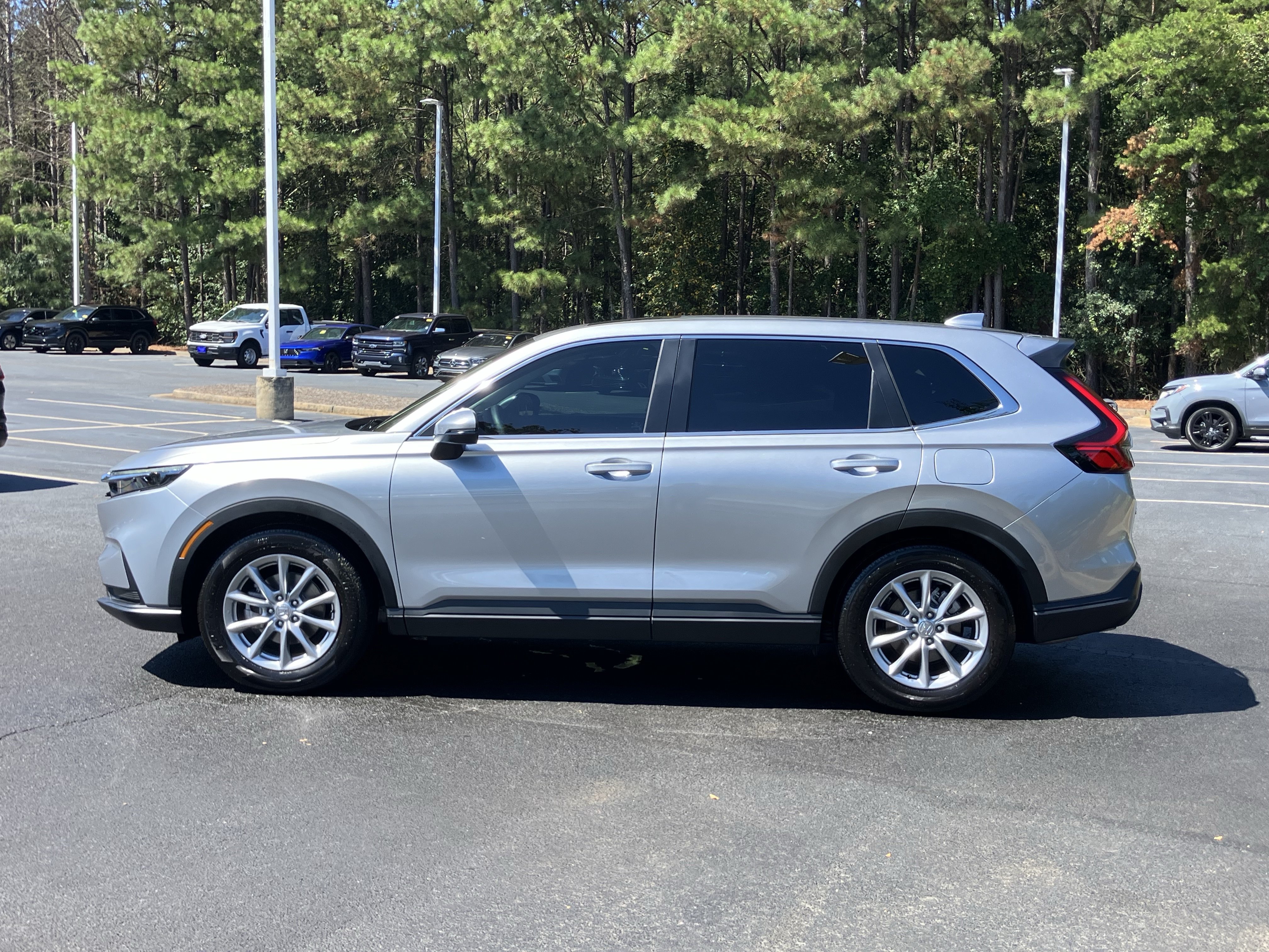 Used 2026 Honda CR-V EX image 7