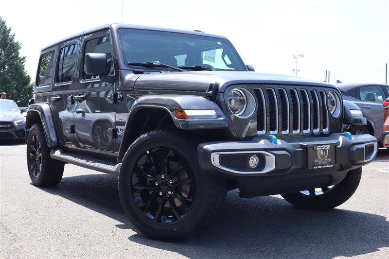 Used 2022 Jeep Wrangler Unlimited Sahara w/ Cold Weather Group image 3