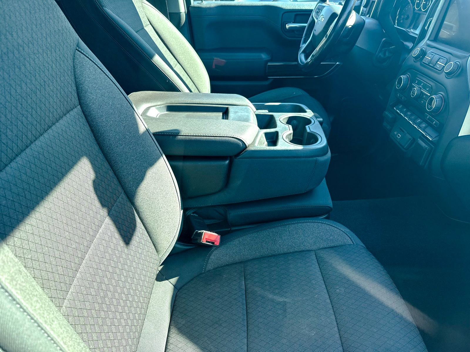 Used 2019 Chevrolet Silverado 1500 LT w/ All-Star Edition AWD/4WD image 8