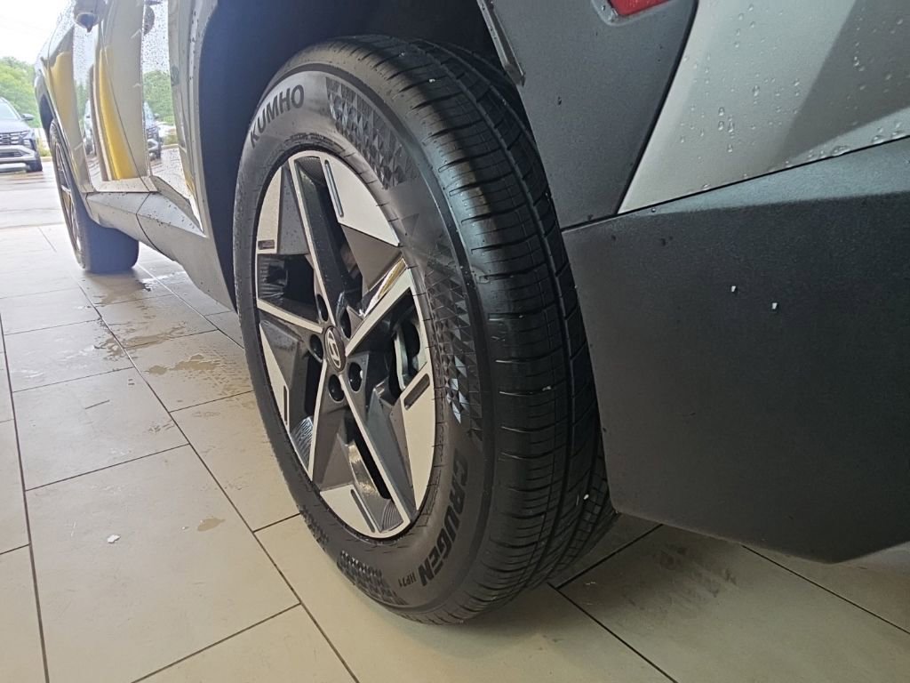Certified 2025 Hyundai Tucson SEL AWD/4WD image 42