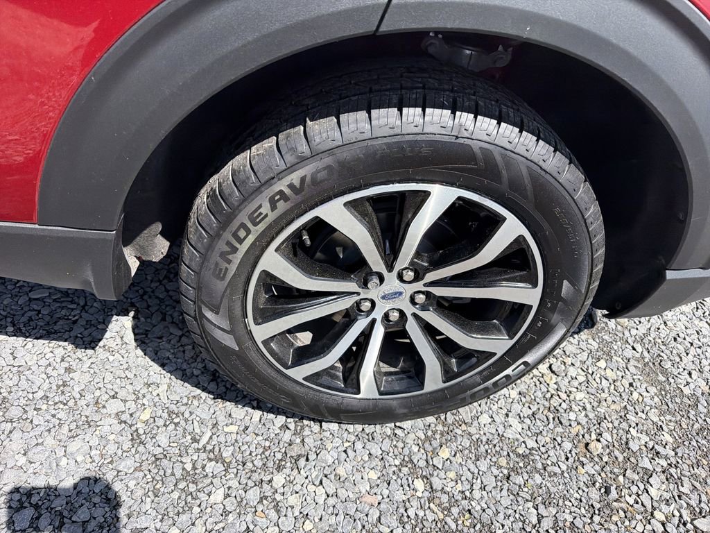 Used 2025 Ford Explorer ST-Line AWD/4WD image 10