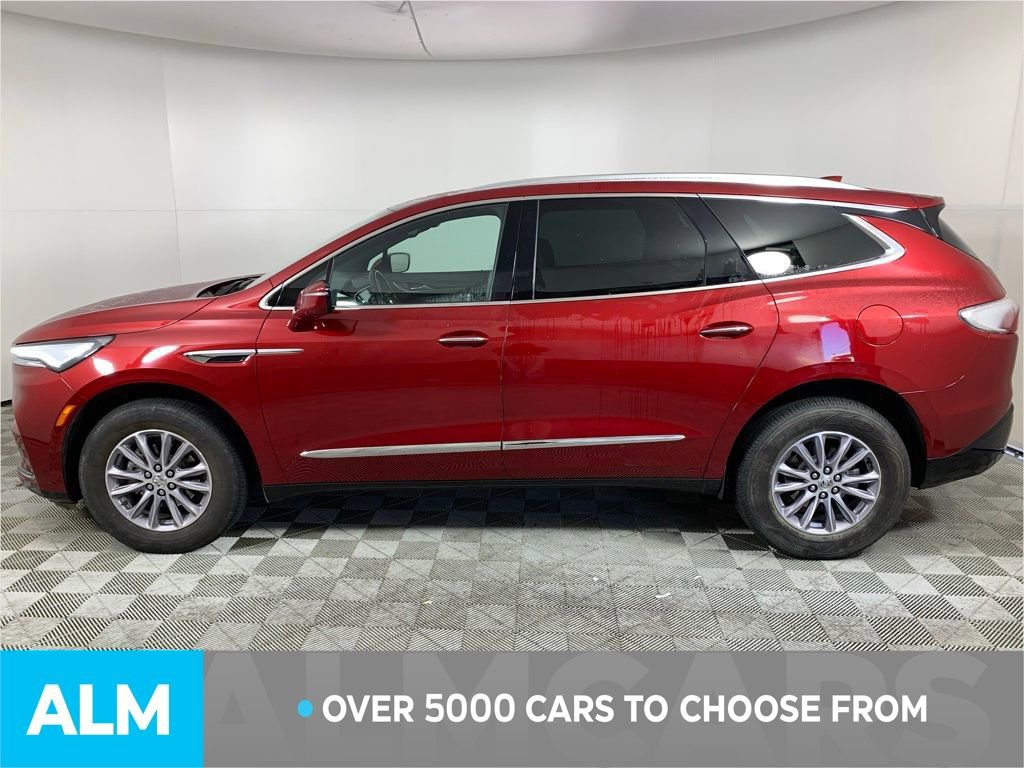 Used 2024 Buick Enclave Premium image 5