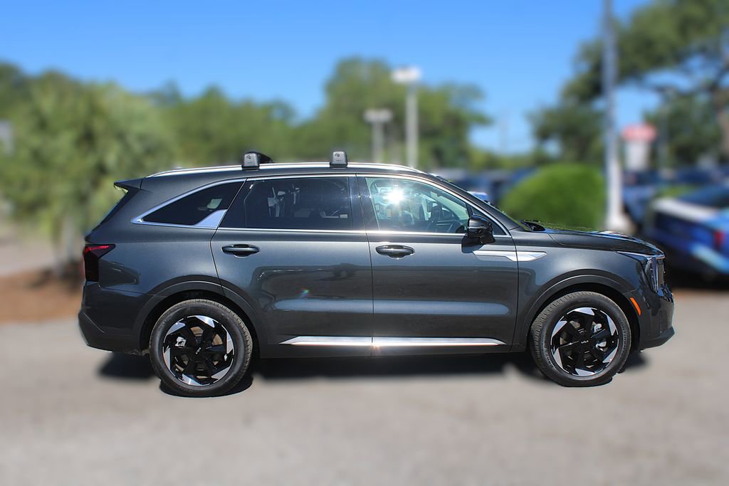 Certified 2025 Kia Sorento EX AWD/4WD image 5