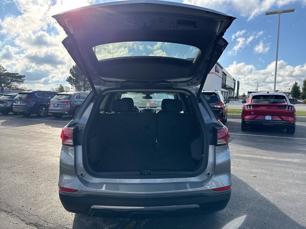 Used 2024 Chevrolet Equinox LT image 16