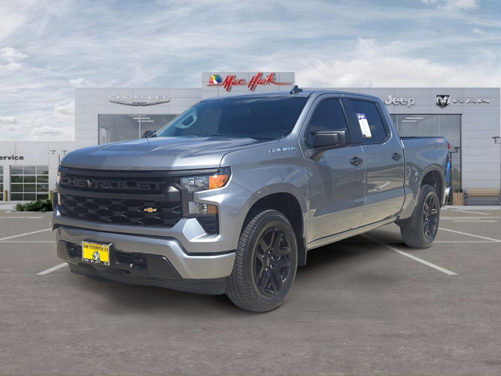 Used 2024 Chevrolet Silverado 1500 Custom AWD/4WD image 1