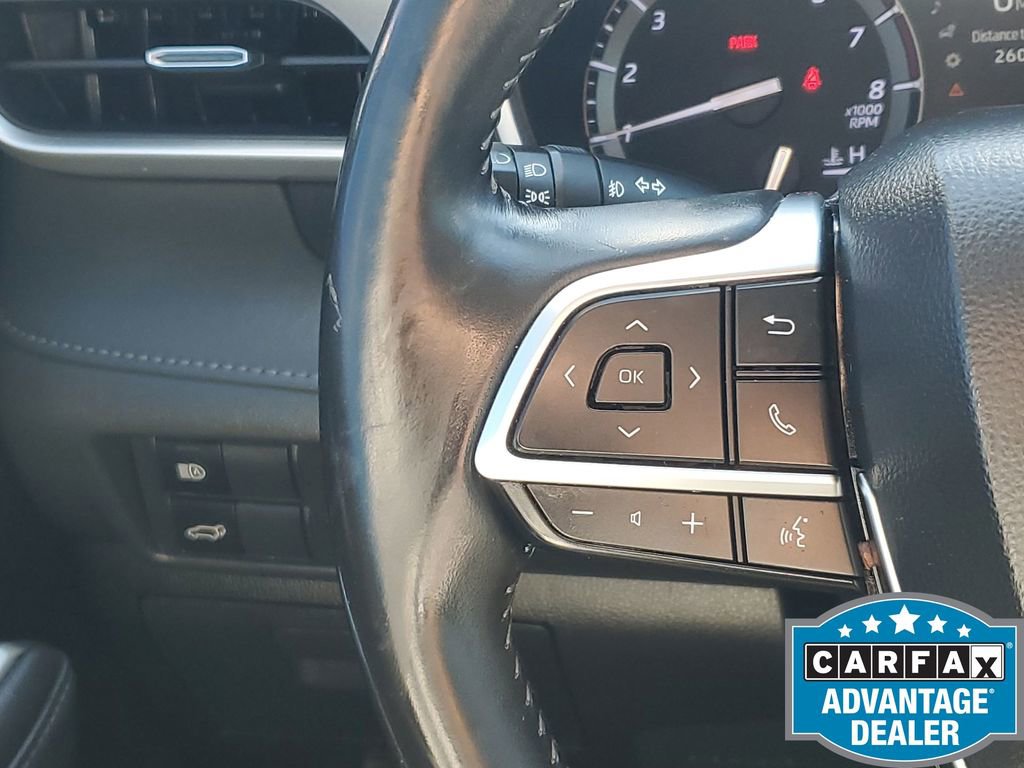 Used 2020 Toyota Highlander XLE image 35