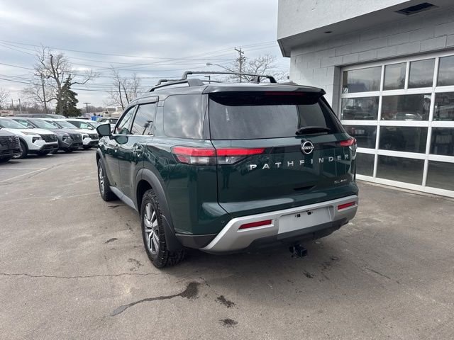 Used 2022 Nissan Pathfinder SL image 4