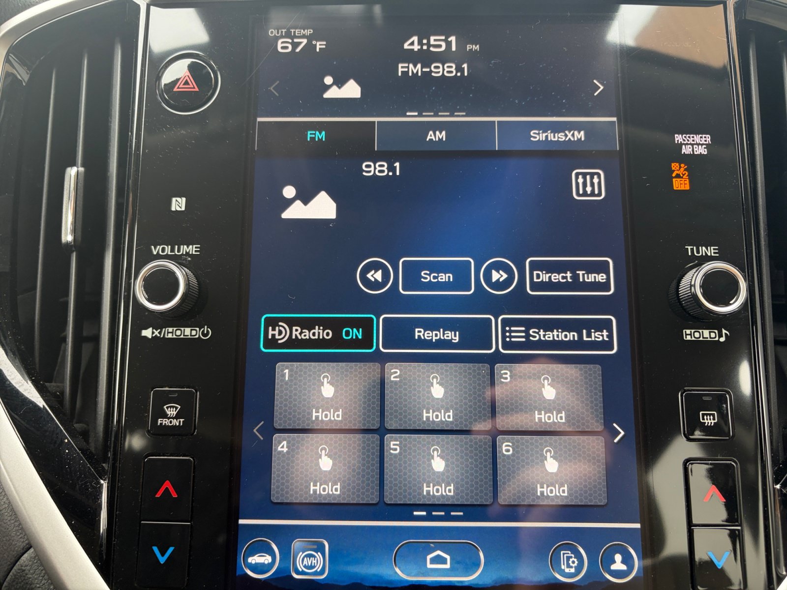 Used 2023 Subaru Ascent Premium w/ Convenience Package AWD/4WD image 21
