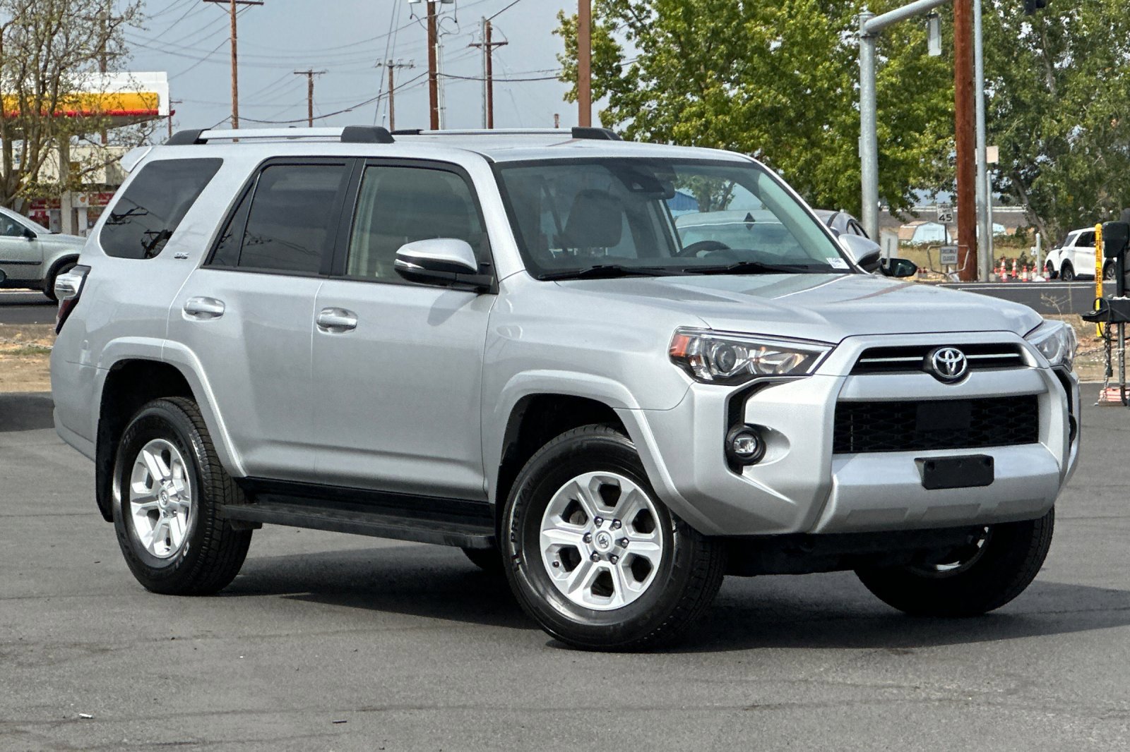 Used 2024 Toyota 4Runner SR5 Premium image 2