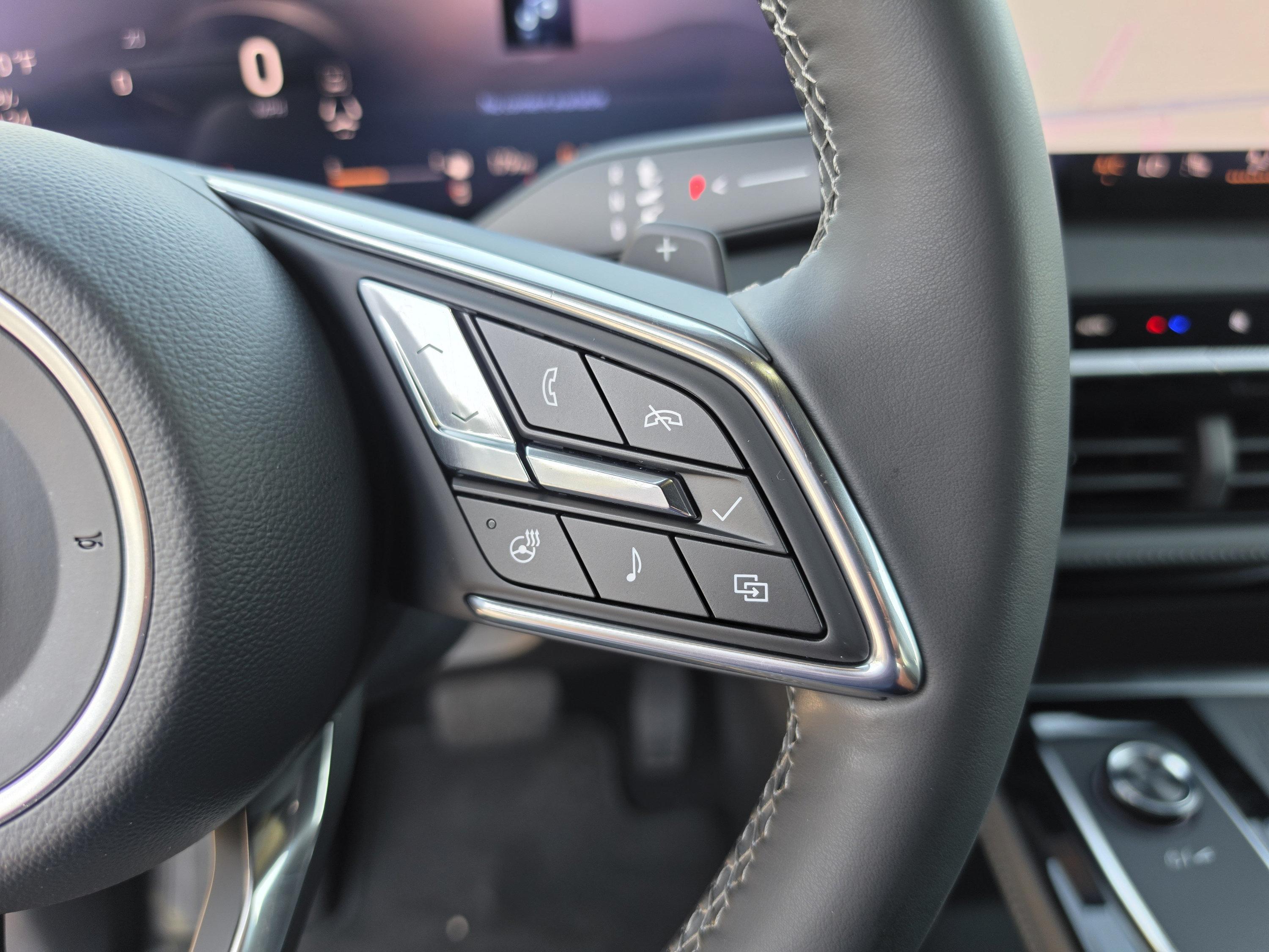 Used 2025 Buick Enclave Preferred FWD image 35