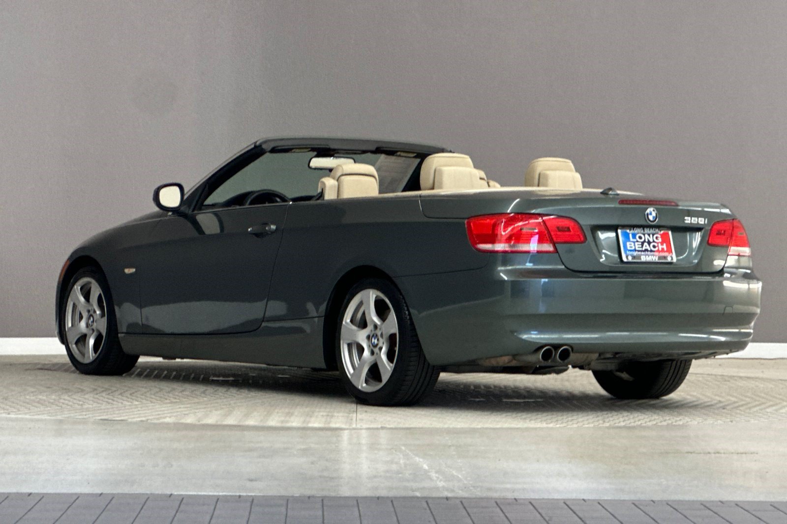 Used 2010 BMW 328i Convertible RWD image 3