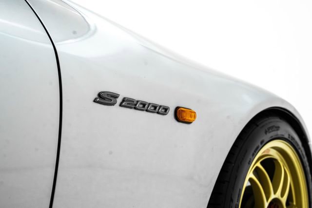 Used 2001 Honda S2000 image 17