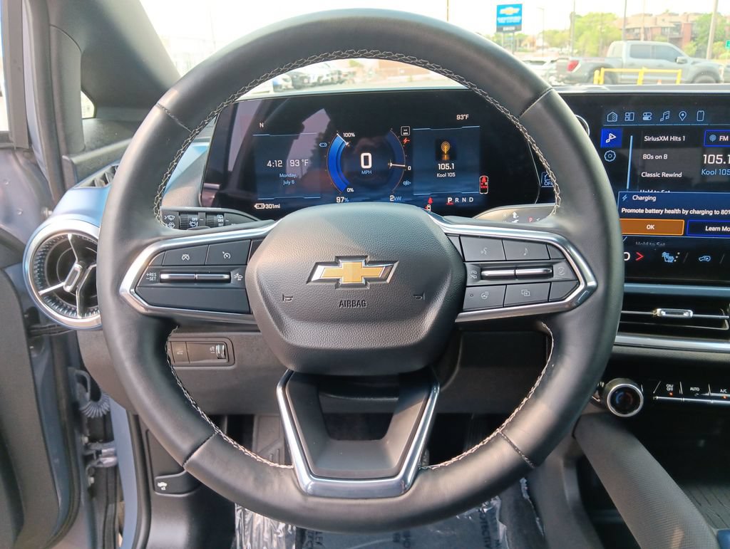 Used 2024 Chevrolet Equinox EV LT AWD/4WD image 14