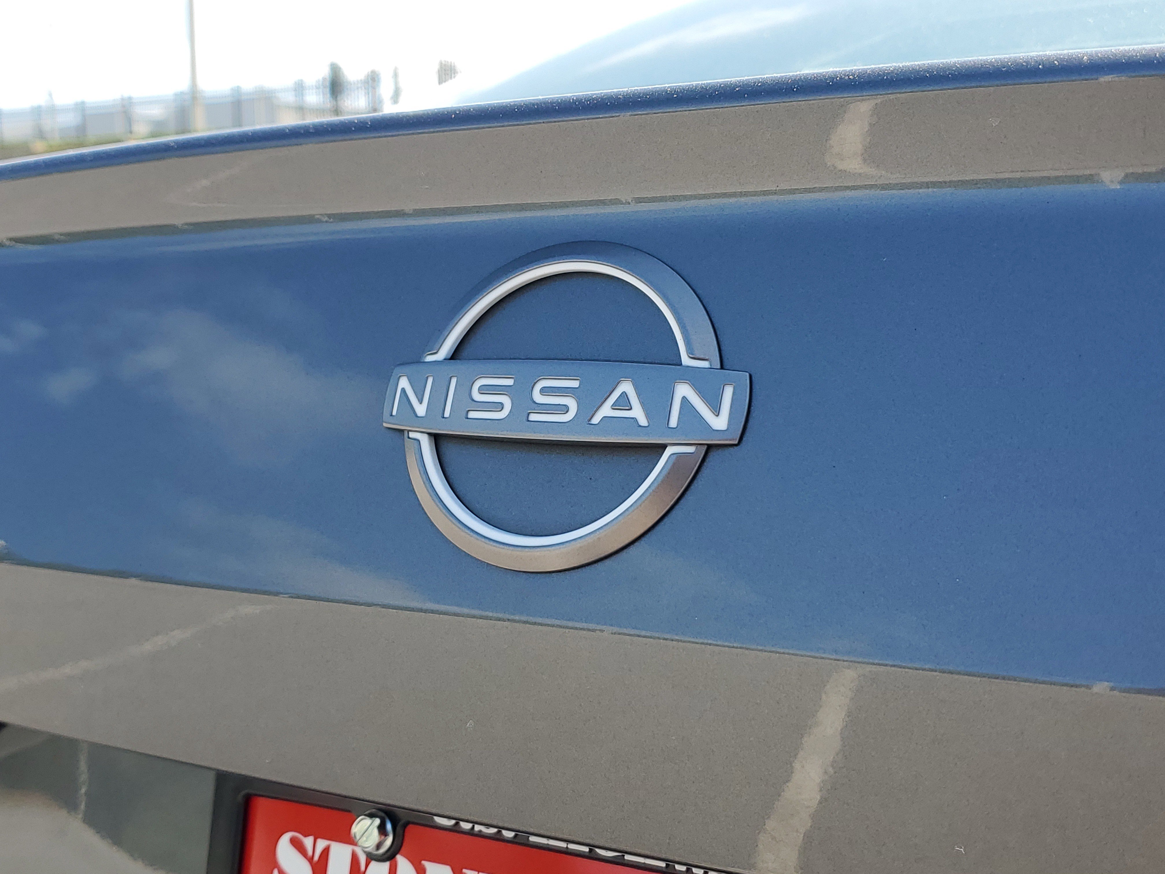 Used 2024 Nissan Altima 2.5 SV FWD image 9