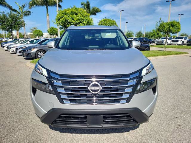 Certified 2025 Nissan Rogue SV w/ SV Premium Package image 11