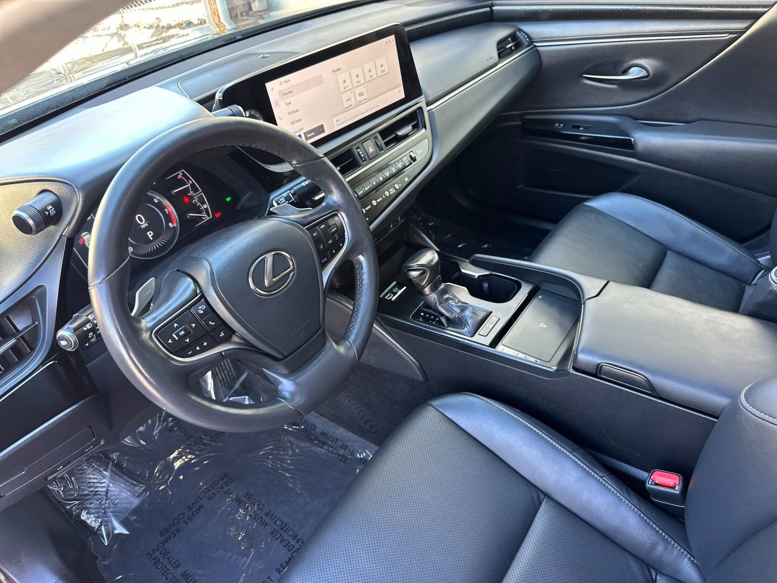 Used 2023 Lexus ES 350 w/ Premium Package FWD image 10