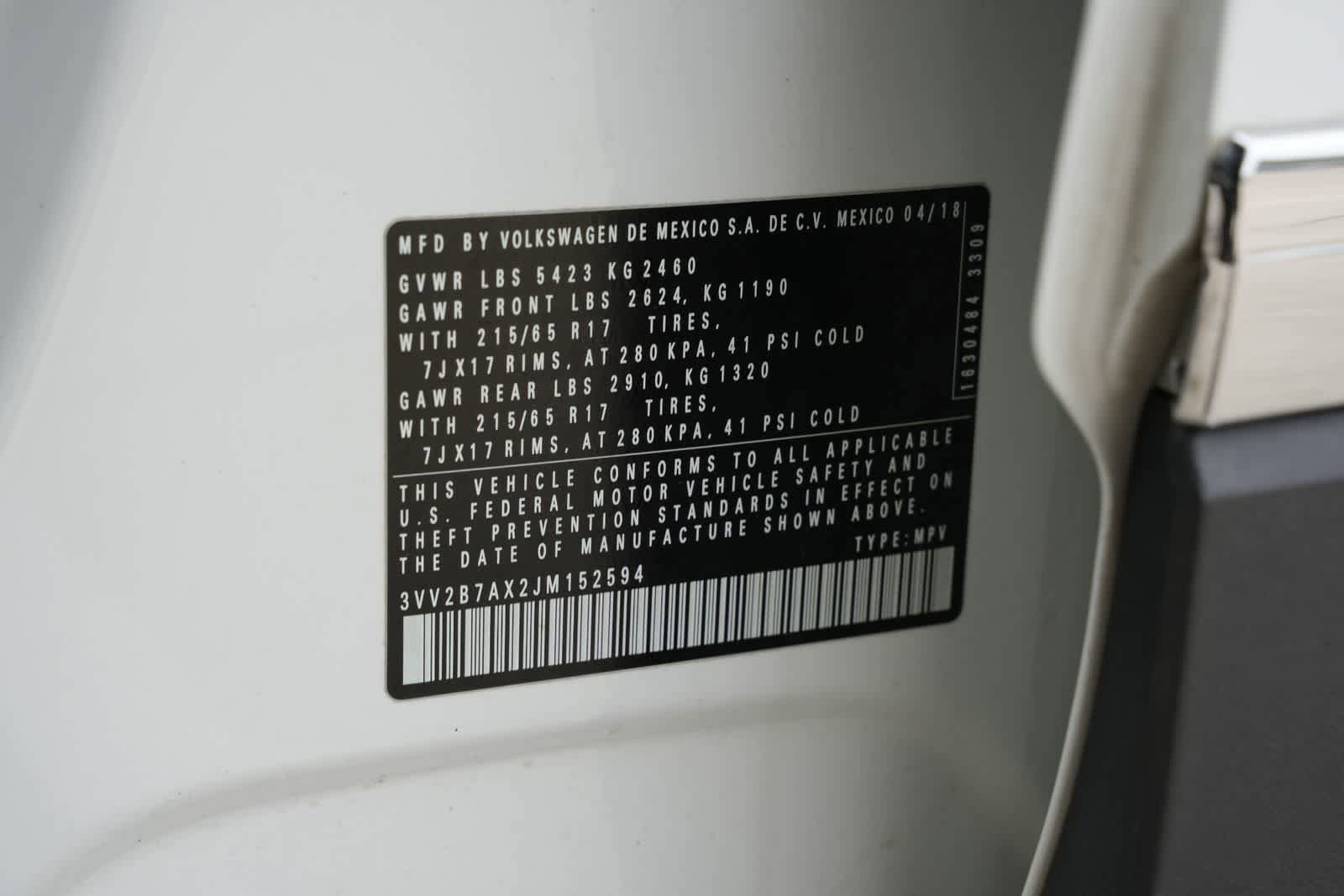Used 2018 Volkswagen Tiguan SE w/ 3rd Row Seat Package AWD/4WD image 25