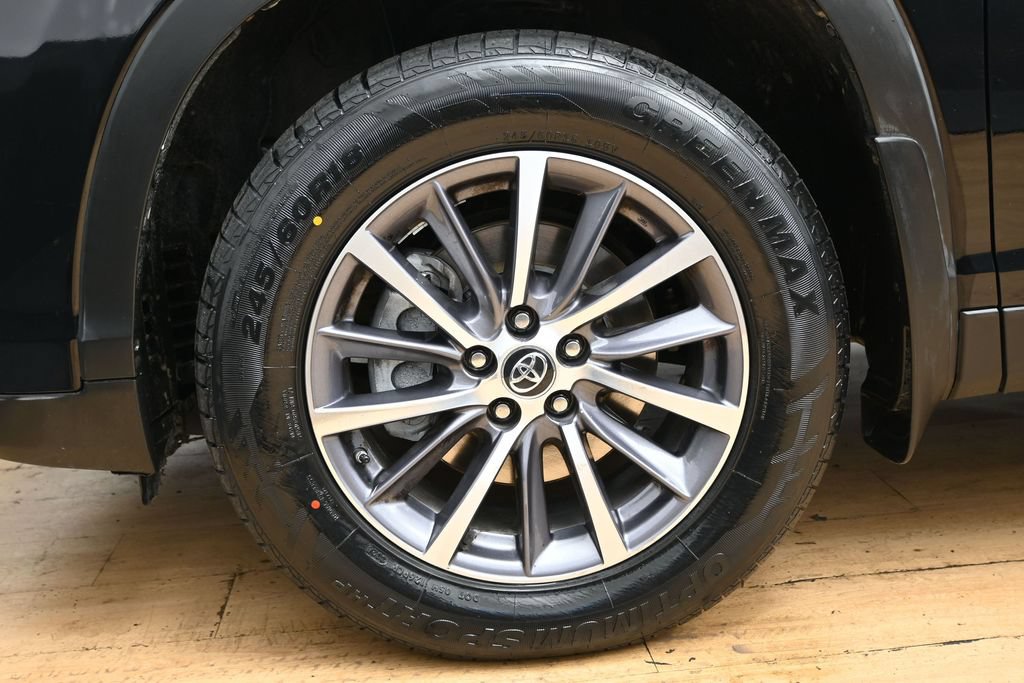 Used 2019 Toyota Highlander XLE AWD/4WD image 15