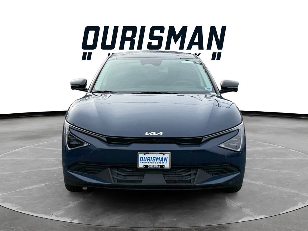 New 2025 Kia EV6 Light w/ Light LR Technology Package image 8