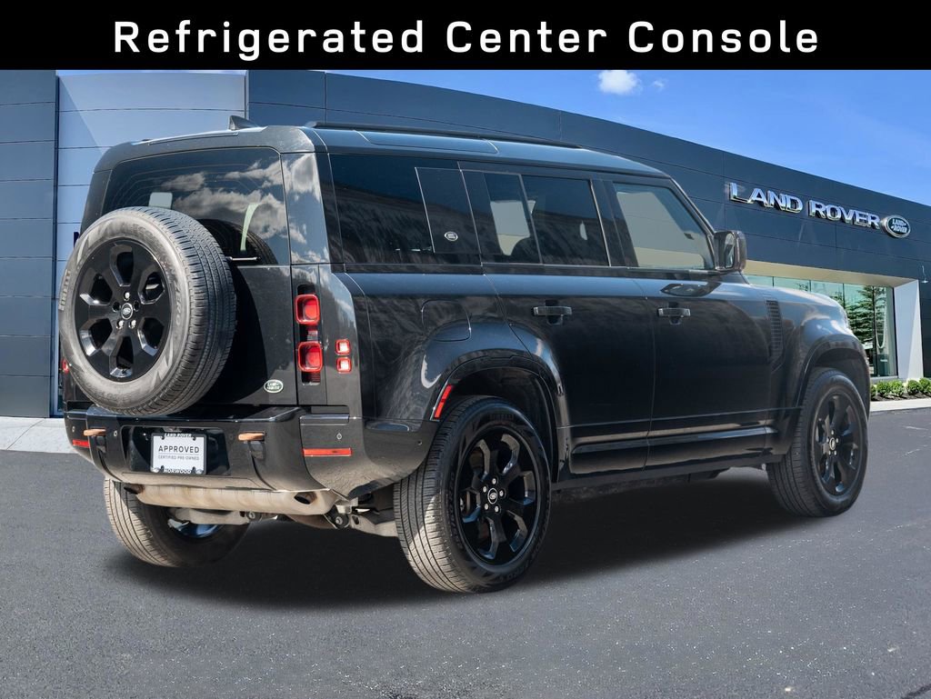 Used 2023 Land Rover Defender 110 X-Dynamic SE image 4