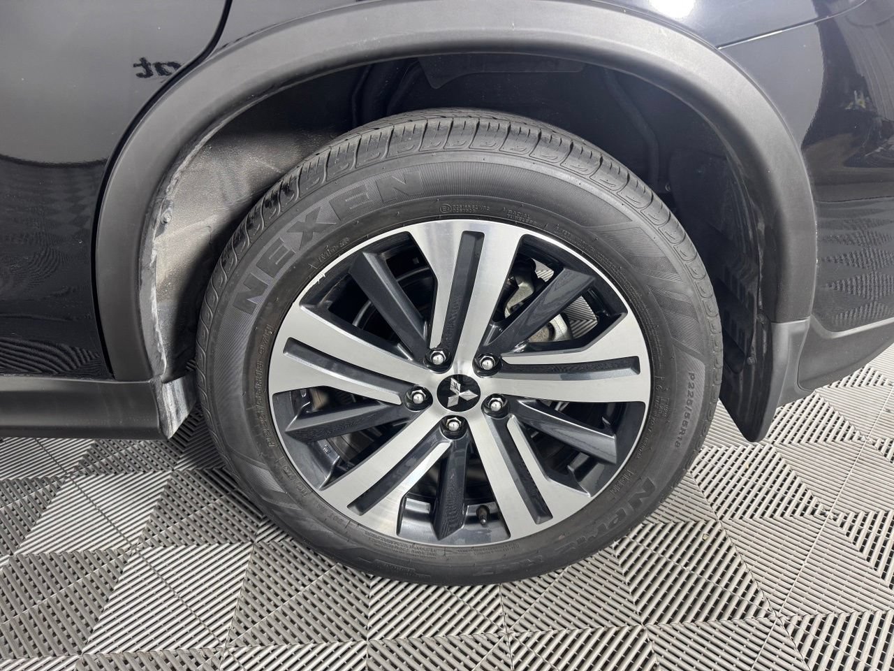 Used 2025 Mitsubishi Outlander Sport AWD image 33