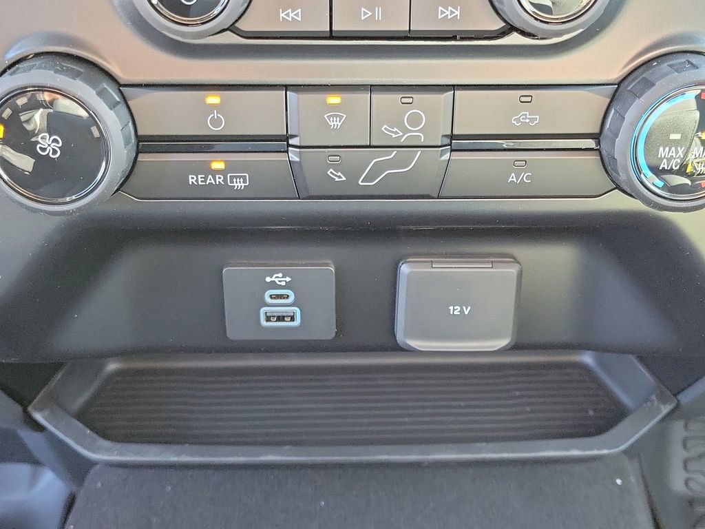 New 2026 Ford F450 XLT w/ 360-Degree Camera Package image 31