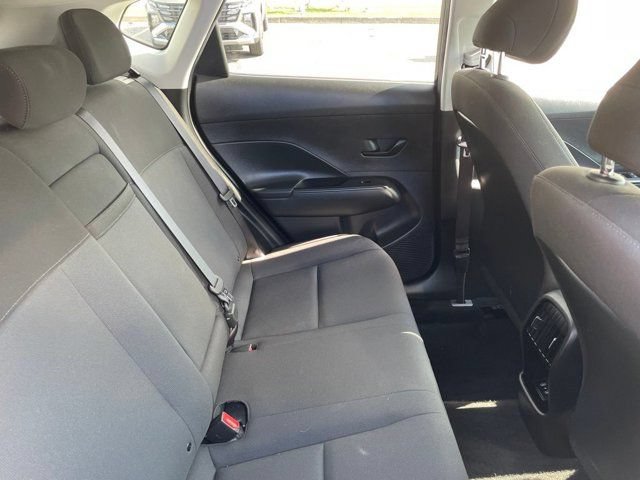 Used 2024 Hyundai Kona SEL AWD/4WD image 11