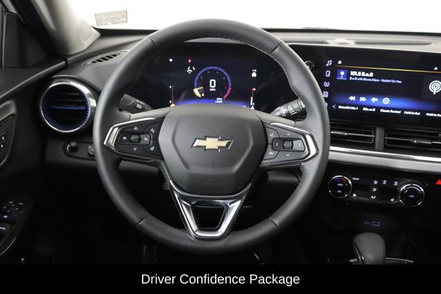 Used 2025 Chevrolet Trax LT w/ Driver Confidence Package FWD image 6