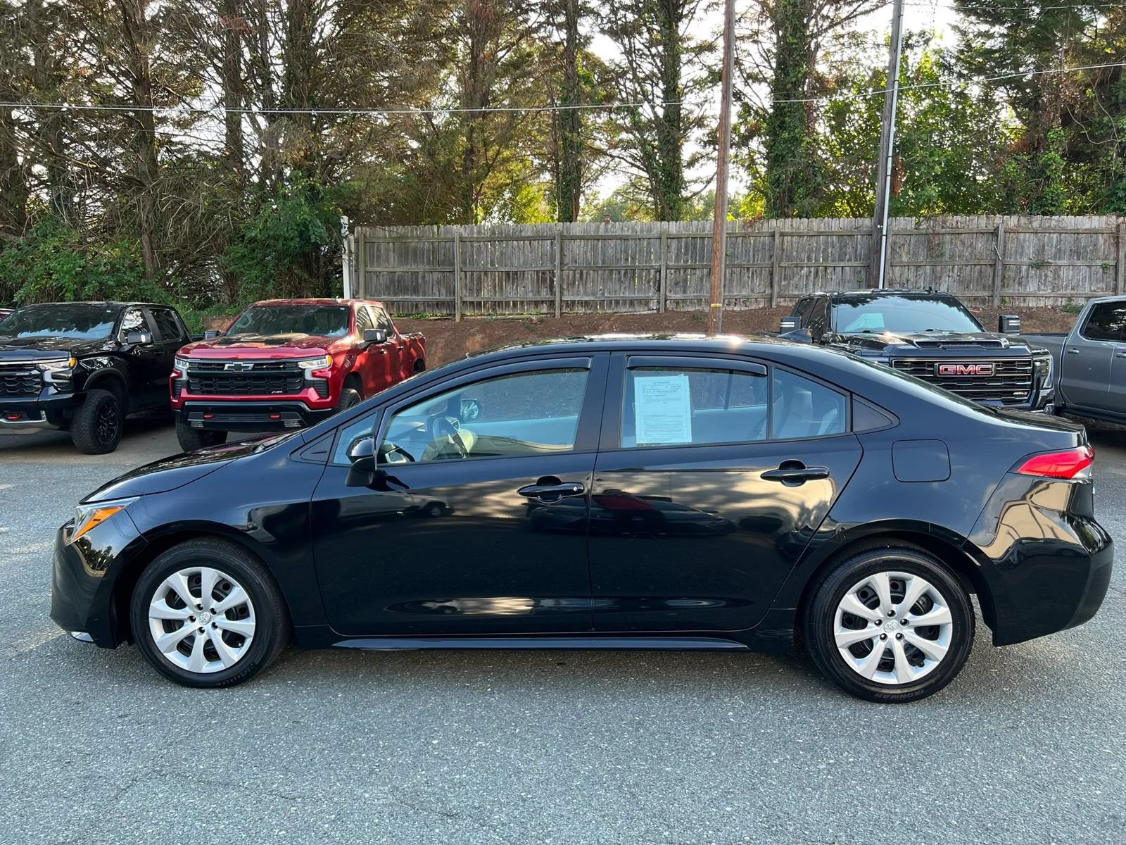 Used 2024 Toyota Corolla LE FWD image 7