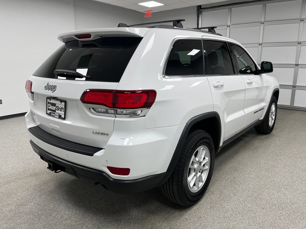Used 2020 Jeep Grand Cherokee Laredo AWD/4WD image 10