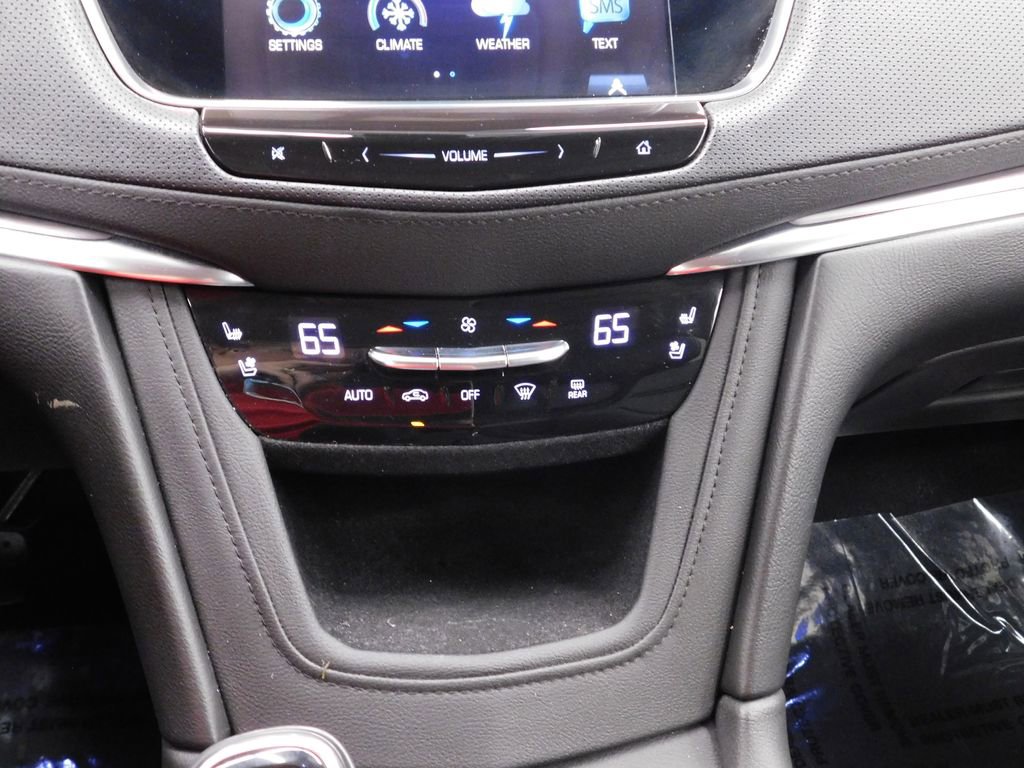 Used 2019 Cadillac XT5 Premium Luxury image 26