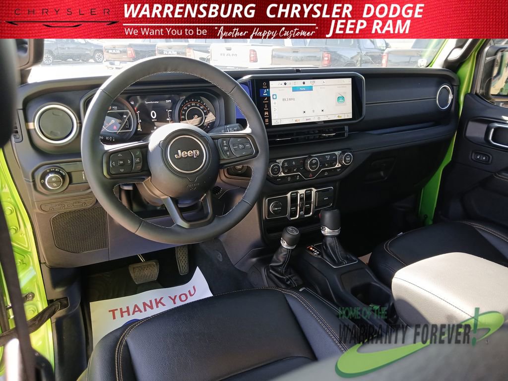 Used 2025 Jeep Gladiator Sport image 14