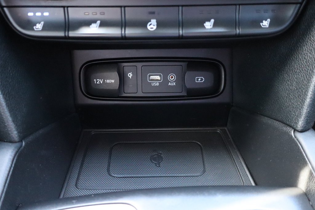 Used 2019 Hyundai Santa Fe AWD image 12