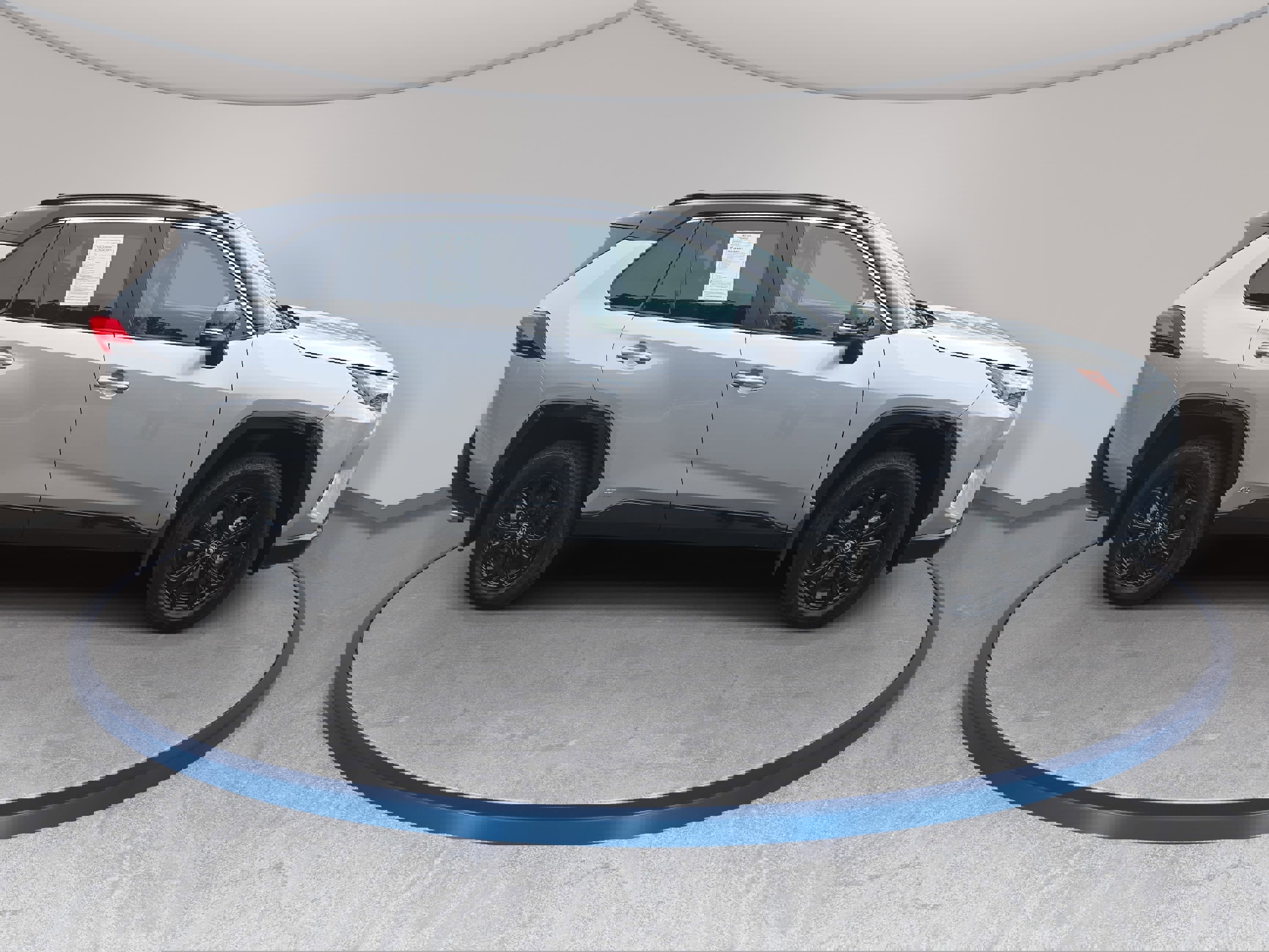 Used 2024 Toyota RAV4 XSE image 4