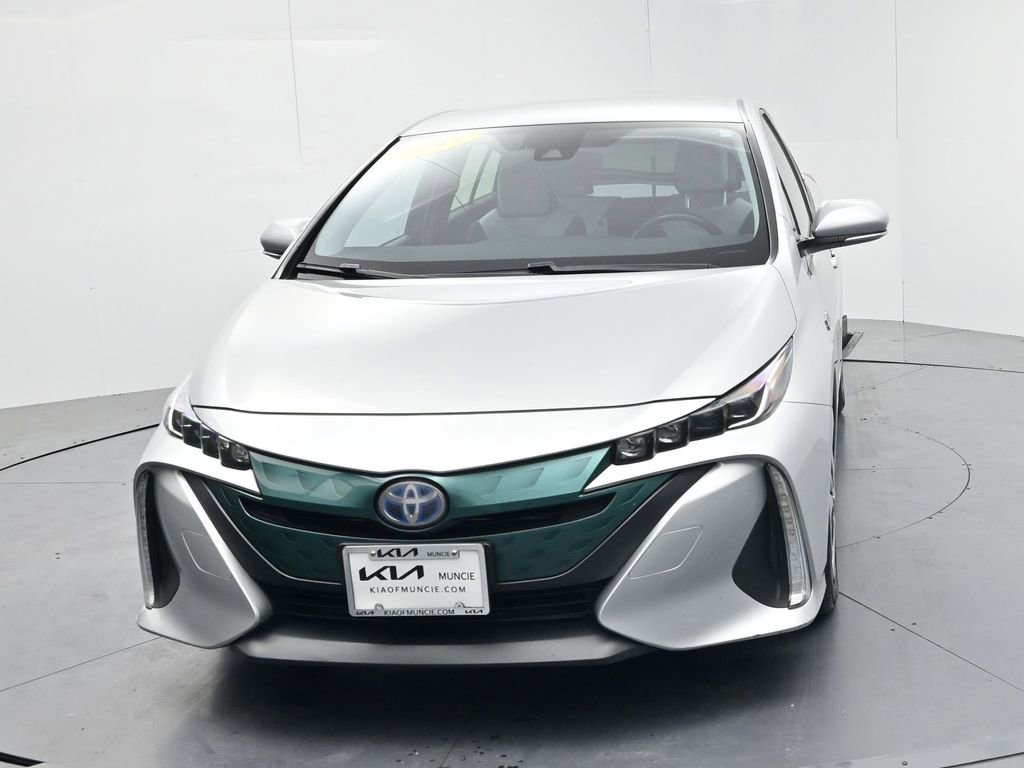 Used 2017 Toyota Prius Prime Plus w/ Carpet Mat Package FWD image 3