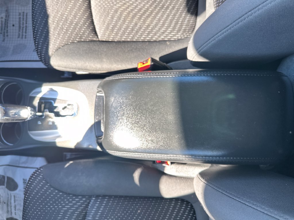 Used 2018 Dodge Journey SE FWD image 36