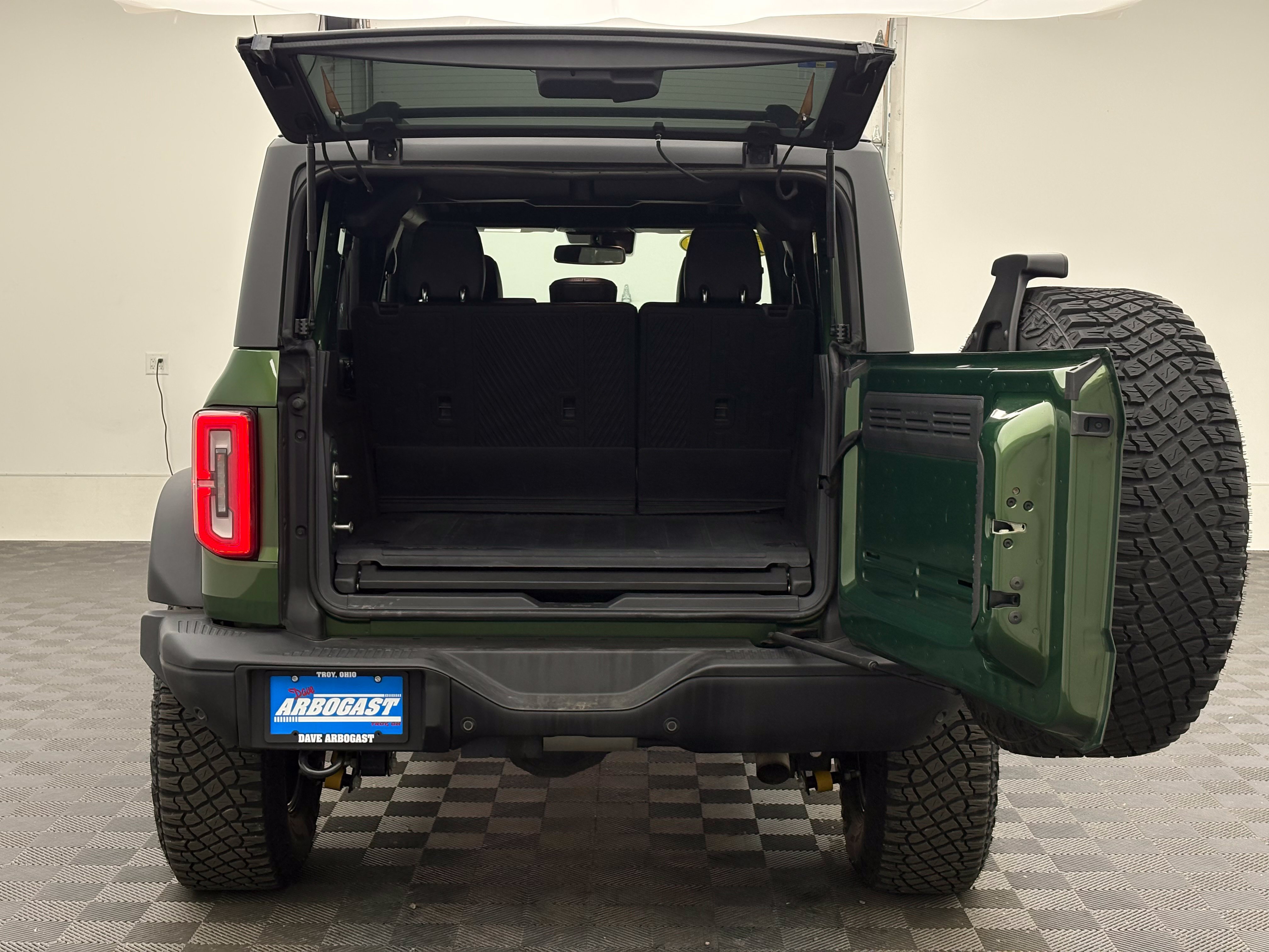 Used 2024 Ford Bronco Everglades AWD/4WD image 10