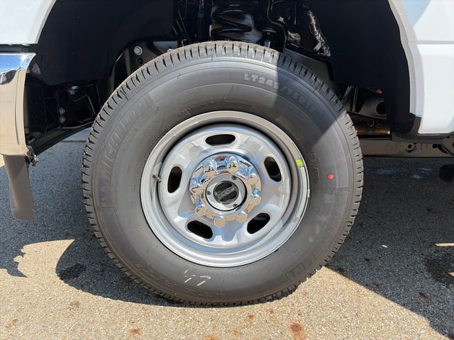 New 2026 Ford F250 4x4 Crew Cab Super Duty image 25