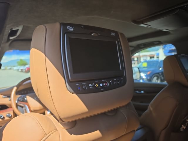 Used 2017 Cadillac Escalade Platinum AWD/4WD image 21