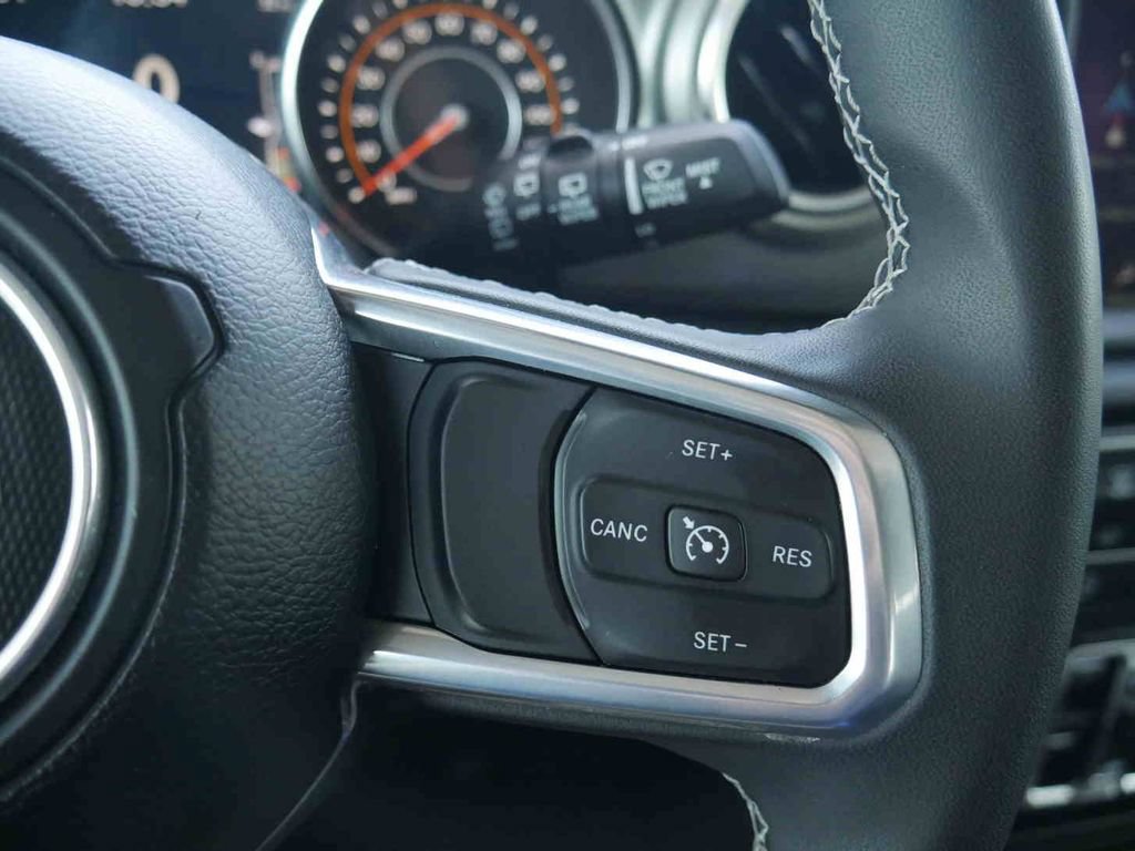Used 2023 Jeep Wrangler Unlimited Sahara AWD/4WD image 40