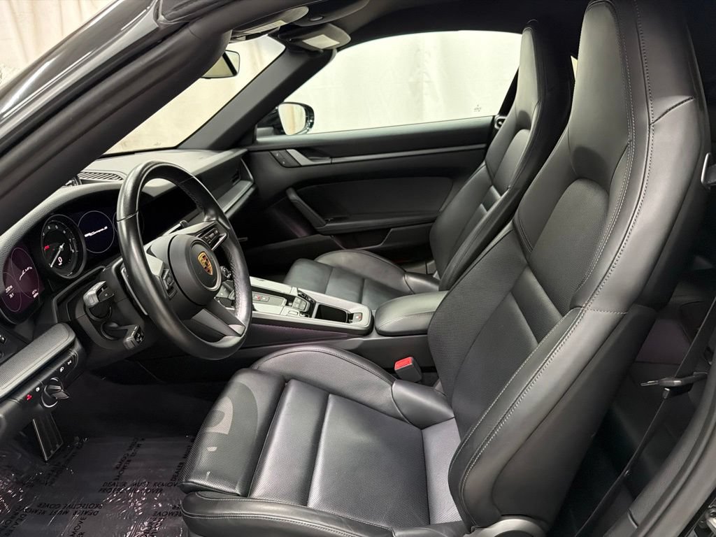 Used 2022 Porsche 911 Carrera S w/ Sport Package RWD image 27