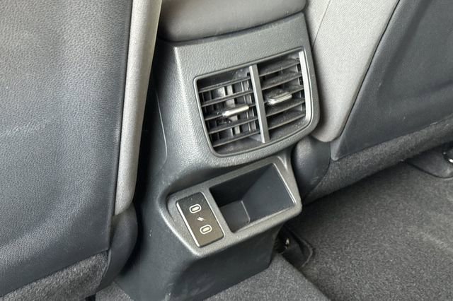 Certified 2024 Kia Seltos LX image 17