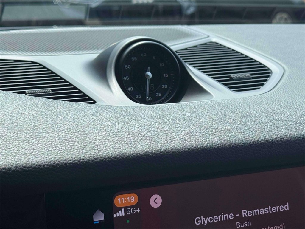 New 2025 Porsche Cayenne Coupe image 24