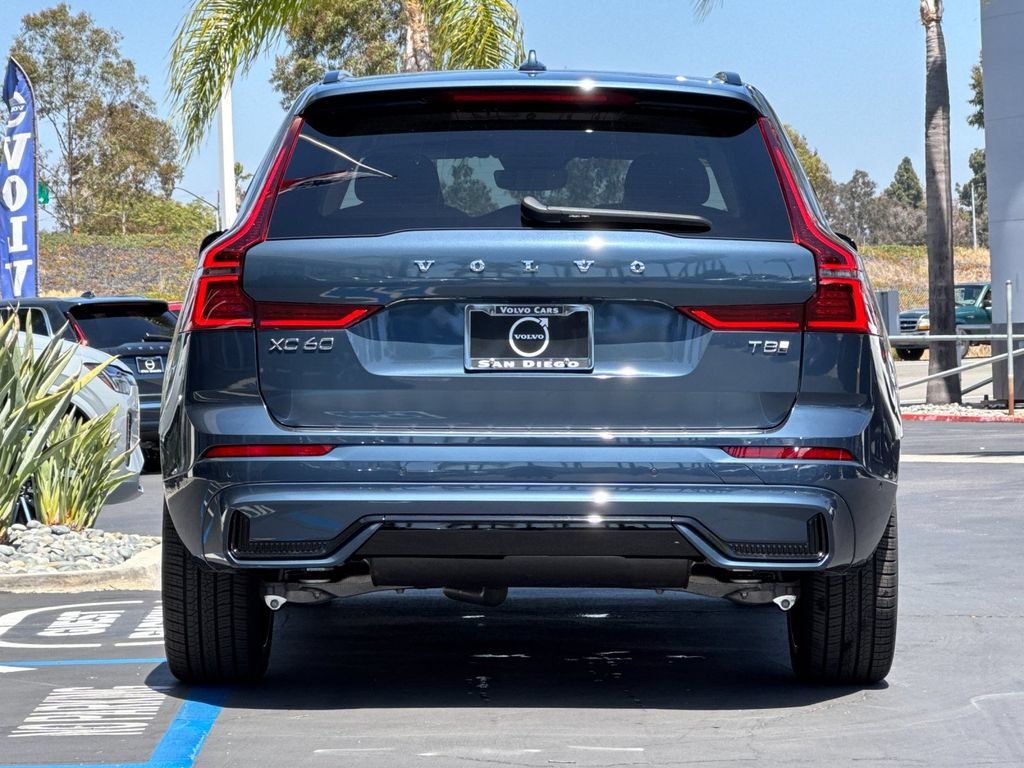 New 2026 Volvo XC60 T8 Ultra w/ Protection Package Premier AWD/4WD image 4