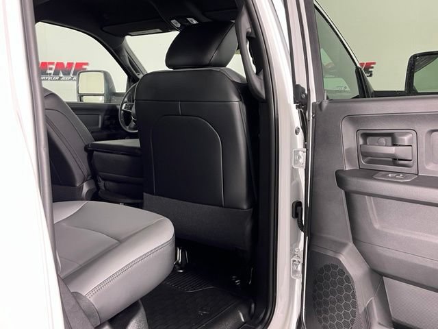 New 2026 RAM 5500 Tradesman AWD/4WD image 23