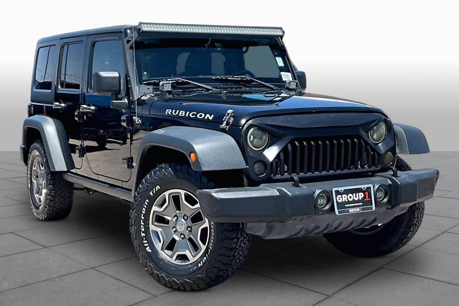 Used 2014 Jeep Wrangler Unlimited Rubicon w/ Connectivity Group AWD/4WD image 3