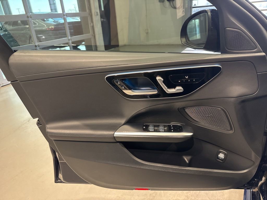 Used 2022 Mercedes-Benz C 300 4MATIC Sedan image 16