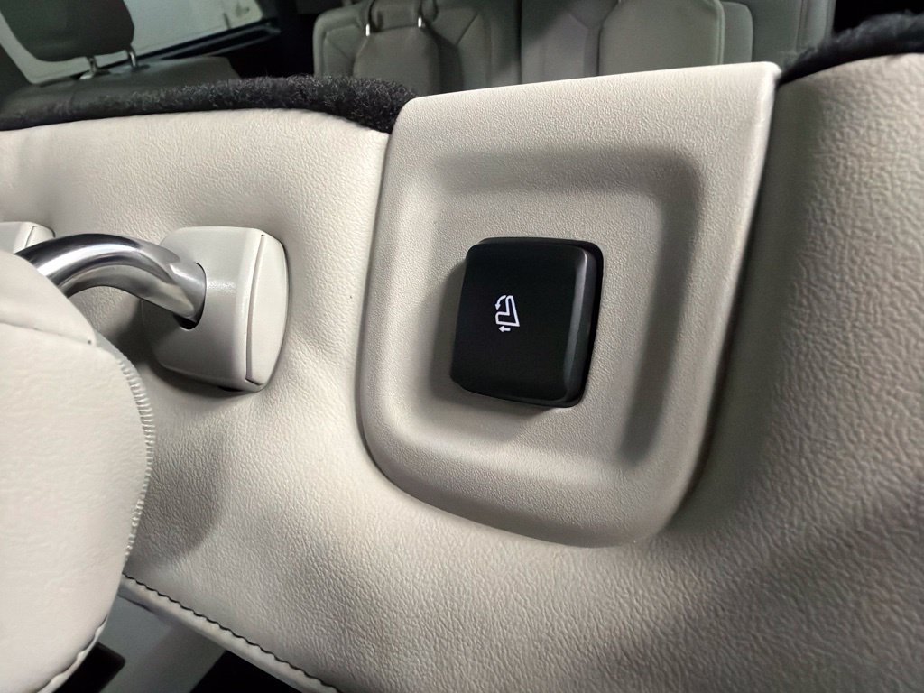 New 2026 Lincoln Aviator Reserve AWD/4WD image 33
