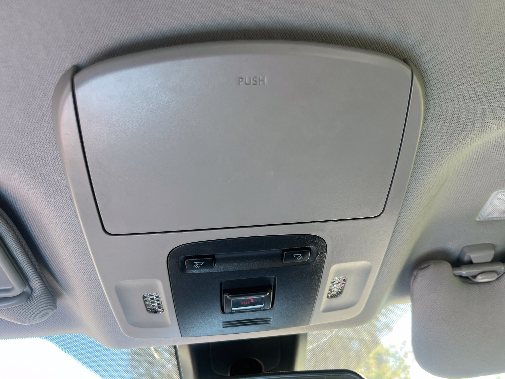 Used 2022 Toyota Camry SE FWD image 17