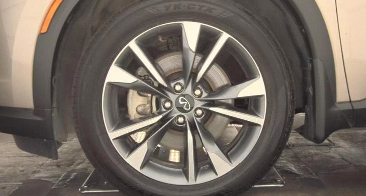 Certified 2023 INFINITI QX60 Luxe w/ Cargo Package image 9